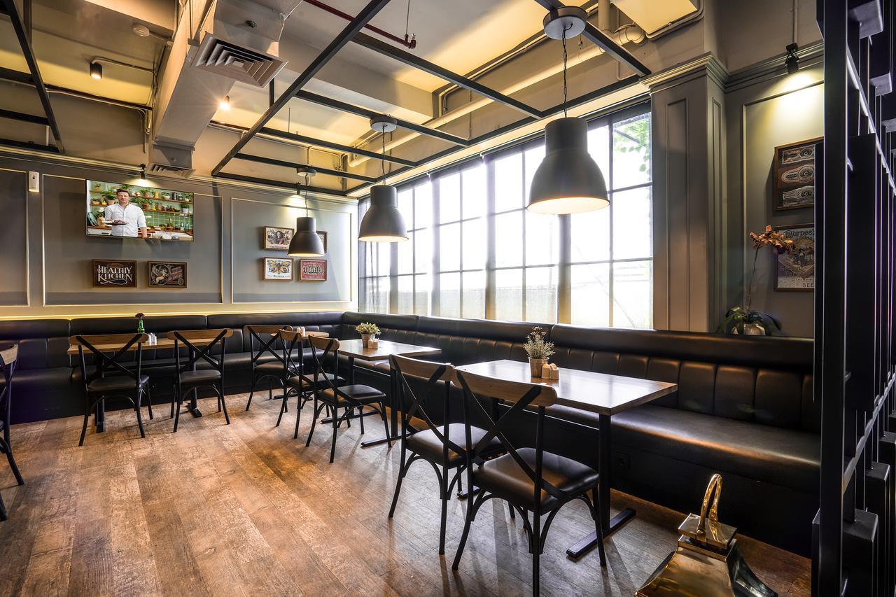 Maple Hotel Grogol Jakarta Ngoại thất bức ảnh