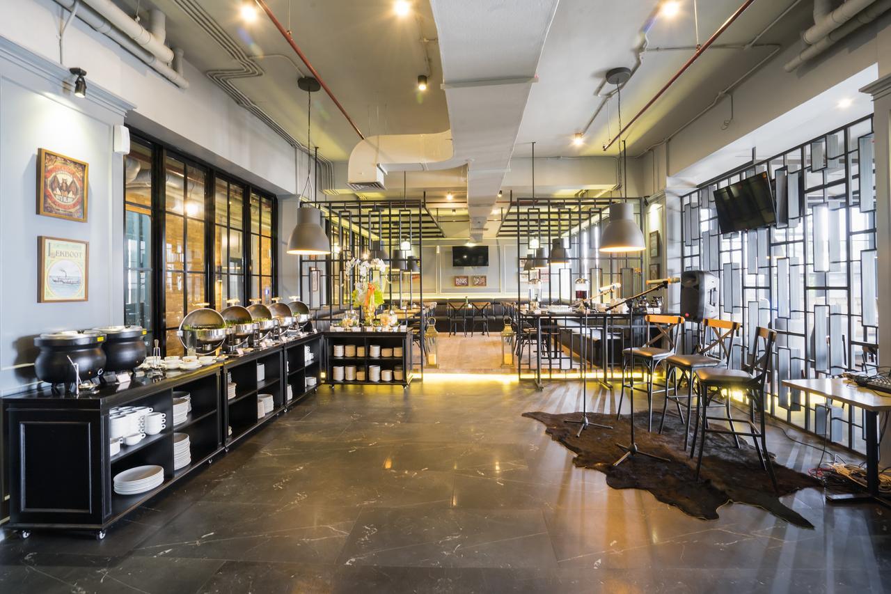 Maple Hotel Grogol Jakarta Ngoại thất bức ảnh