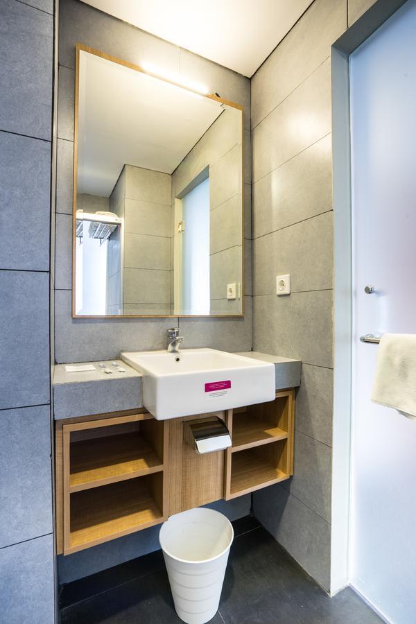 Maple Hotel Grogol Jakarta Ngoại thất bức ảnh