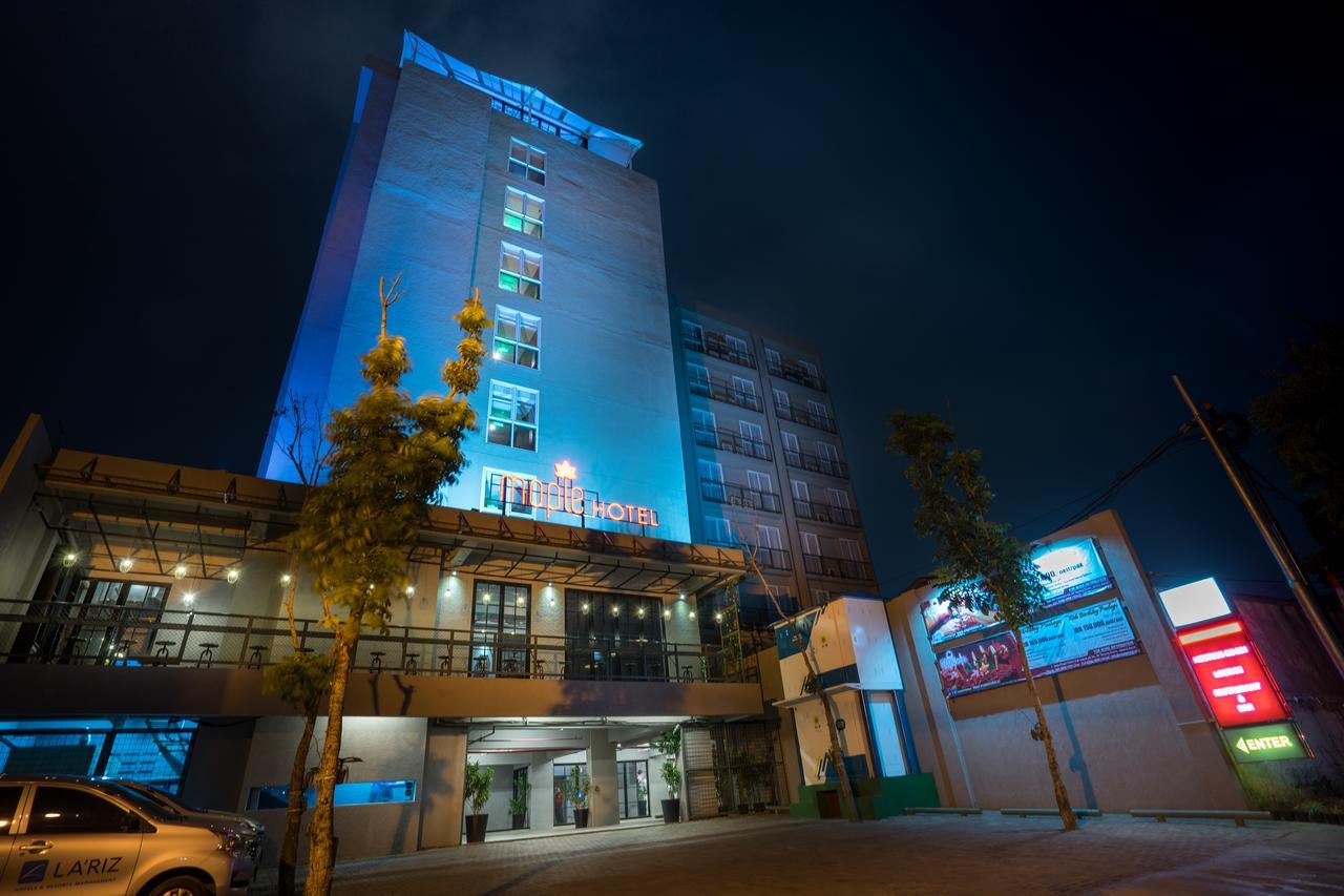 Maple Hotel Grogol Jakarta Ngoại thất bức ảnh