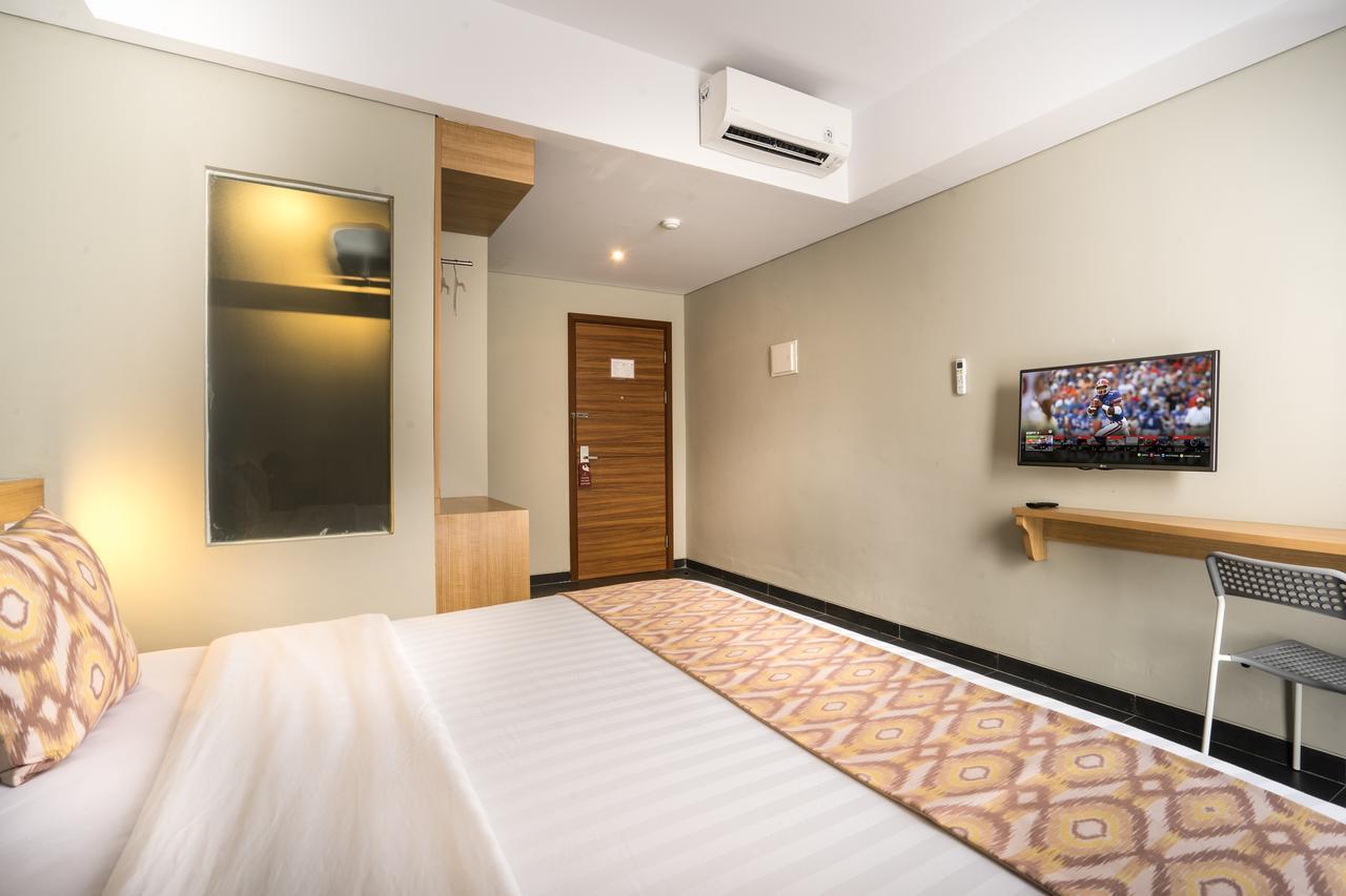 Maple Hotel Grogol Jakarta Ngoại thất bức ảnh